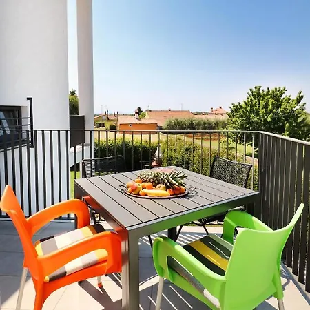 Papillon I Dolce Vita Tar-Vabriga Exterior photo